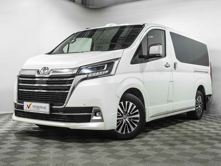 Toyota Hiace 2021 года, 108 968 км - вид 2