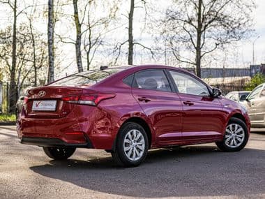 Hyundai Solaris 2017 года, 111 223 км - вид 2