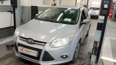 Ford Focus 2013 года, 126 567 км - вид 1
