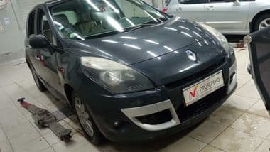 Renault Scenic 2011 года, 237 794 км - вид 2