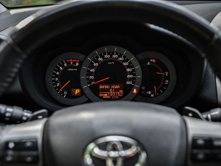 Toyota RAV4, 2010 - вид 4