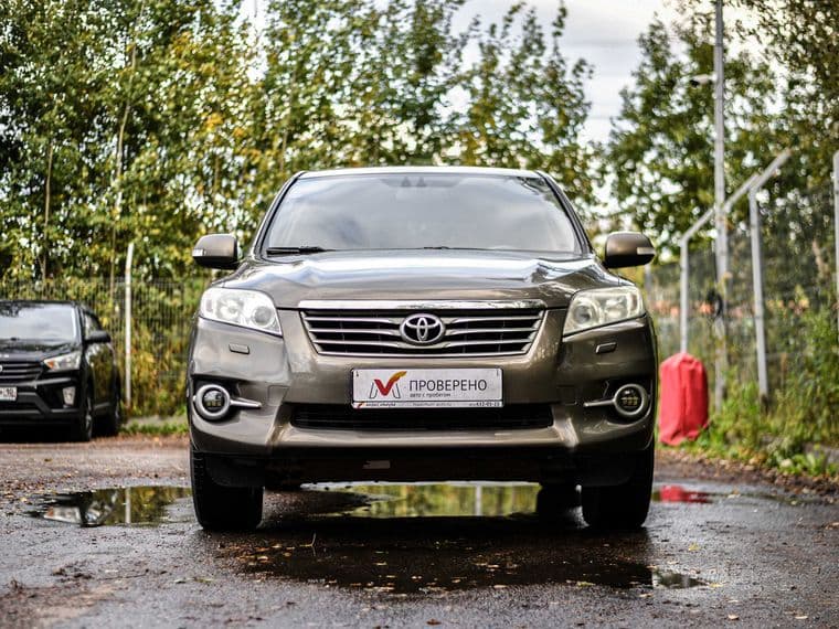 Toyota RAV4, 2010 - вид 2