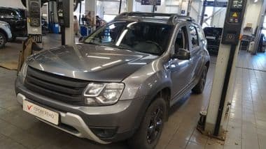Renault Duster 2020 года, 110 861 км - вид 1
