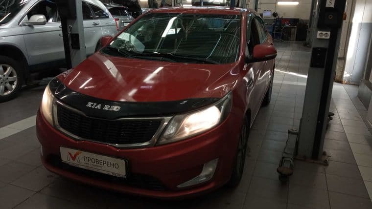 KIA Rio 2012 года, 298 774 км - вид 1