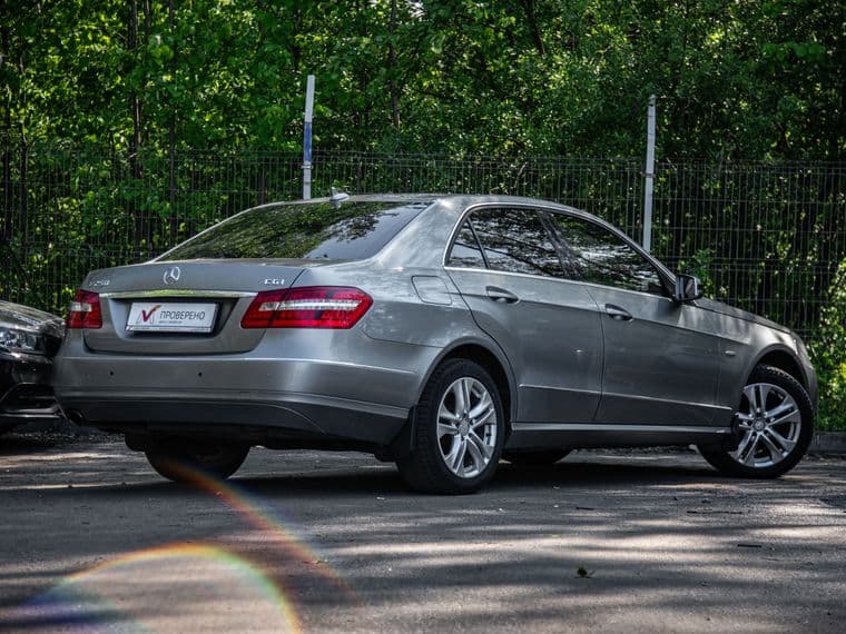 Mercedes-Benz E-класс, 2010 - вид 1