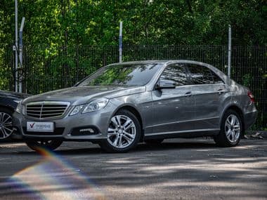 Mercedes-Benz E-класс 2010 года, 228 608 км - вид 1