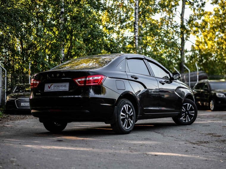 ВАЗ (LADA) Vesta, 2021 - вид 1