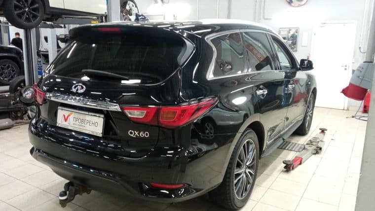 Infiniti QX60, 2017 - вид 2