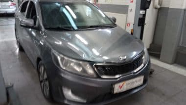 KIA Rio 2014 года, 138 489 км - вид 2