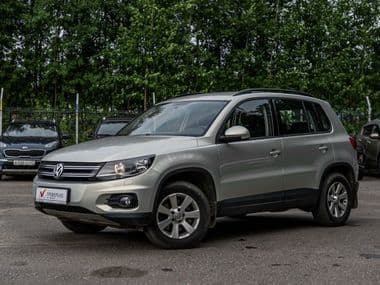 Volkswagen Tiguan 2013 года, 111 956 км - вид 1