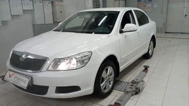 Skoda Octavia 2012 года, 102 722 км - вид 2