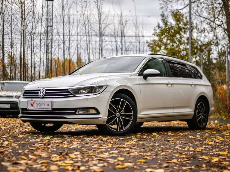 Volkswagen Passat 2017 года, 156 481 км - вид 1
