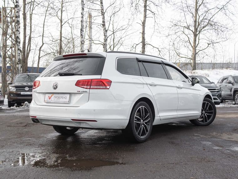 Volkswagen Passat 2017 года, 156 481 км - вид 2