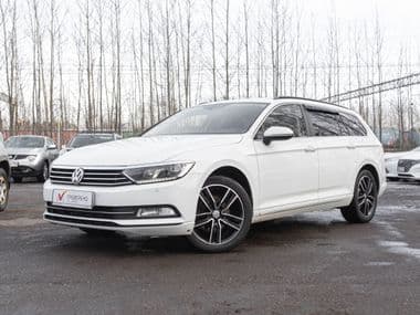 Volkswagen Passat 2017 года, 156 481 км - вид 1