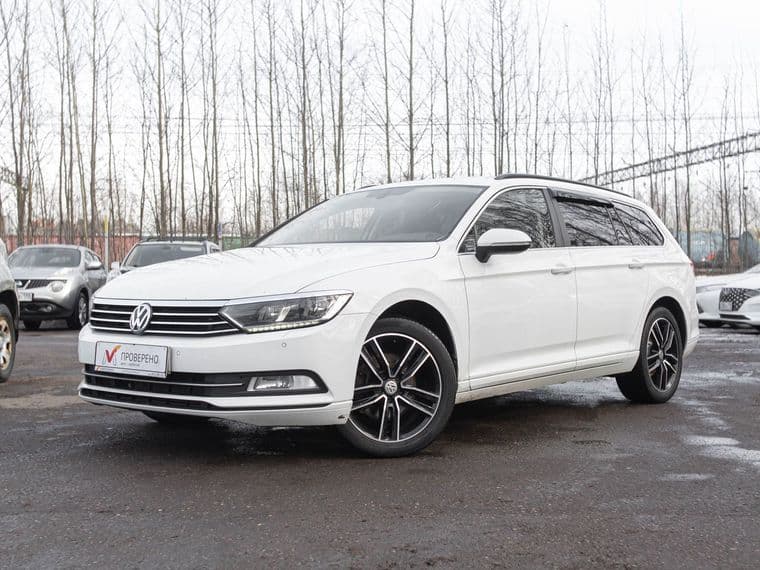 Volkswagen Passat 2017 года, 156 481 км - вид 1