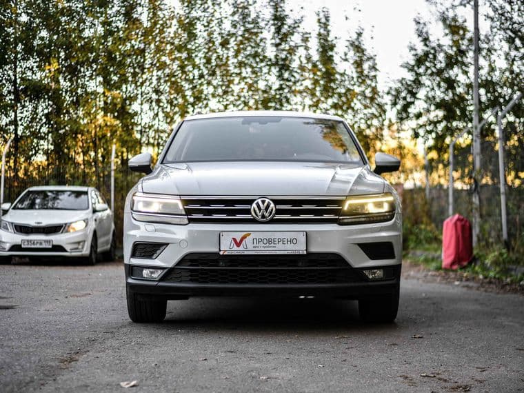 Volkswagen Tiguan, 2018 - вид 2