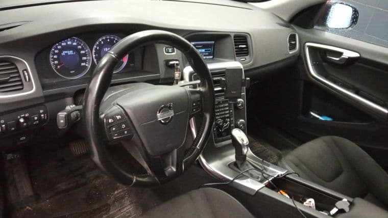 Volvo S60, 2012 - вид 4
