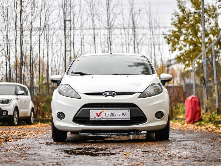 Ford Fiesta, 2011 - вид 2