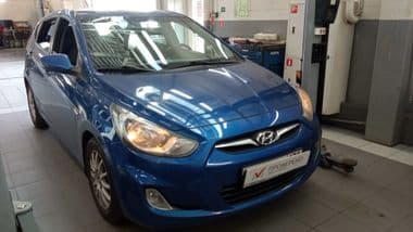 Hyundai Solaris 2011 года, 154 025 км - вид 2
