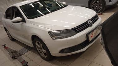 Volkswagen Jetta 2013 года, 216 464 км - вид 1