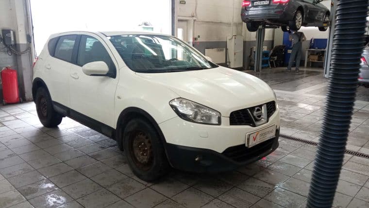 Nissan Qashqai 2012 года, 173 304 км - вид 2