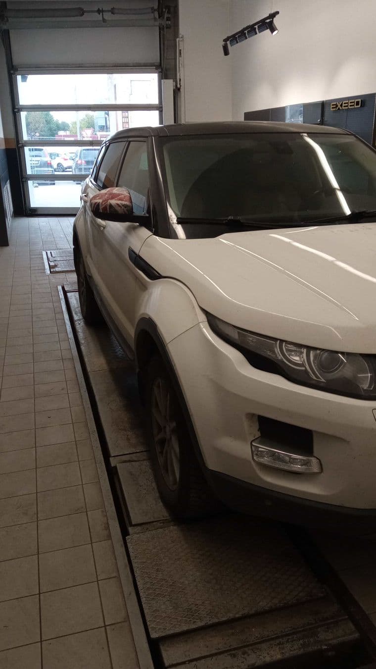 Land Rover Range Rover Evoque 2014 года, 247 356 км - вид 1