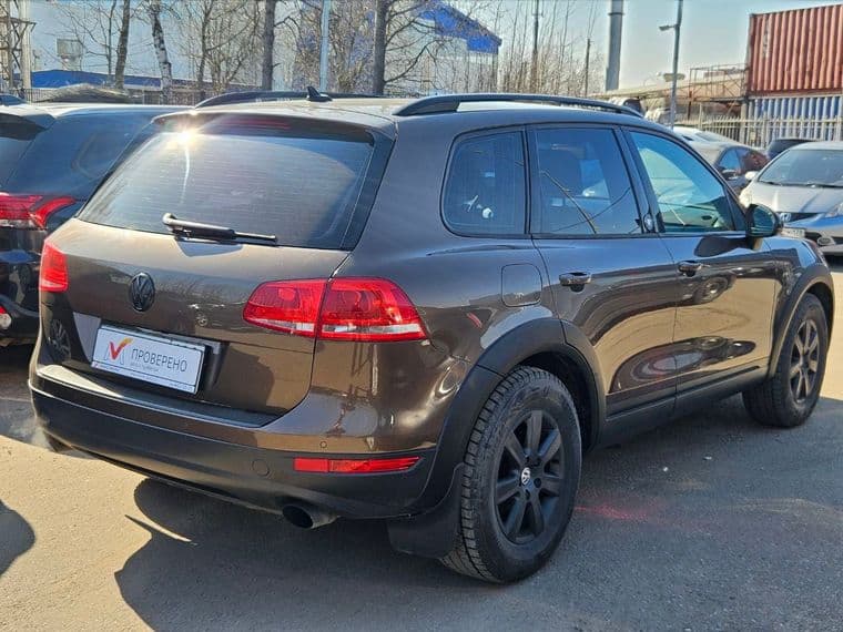 Volkswagen Touareg, 2010 - вид 3