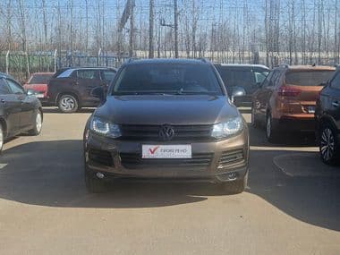 Volkswagen Touareg 2010 года, 202 453 км - вид 2