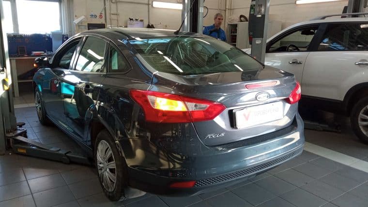 Ford Focus, 2012 - вид 3