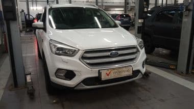Ford Kuga 2018 года, 129 727 км - вид 2