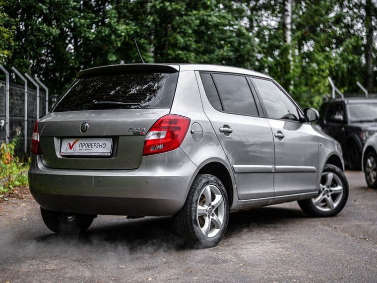 Skoda Fabia, 2012 - вид 1