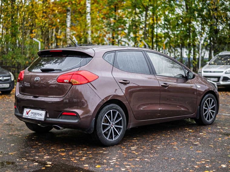 KIA Ceed 2014 года, 203 242 км | VIN 23295 - вид 2