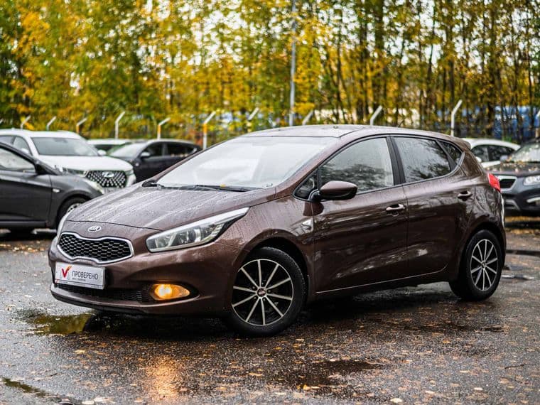 KIA Ceed 2014 года, 203 242 км | VIN 23295 - вид 1