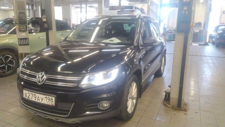Volkswagen Tiguan 2014 года, 279 972 км - вид 1