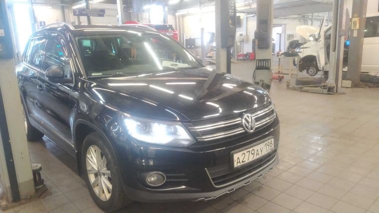 Volkswagen Tiguan 2014 года, 279 972 км - вид 2
