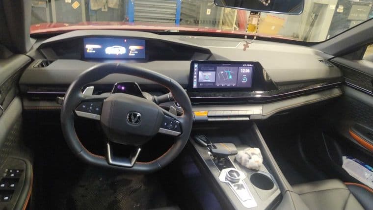 Changan UNI-V, 2024 - вид 4