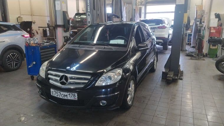 Mercedes-Benz B-класс 2011 года, 65 188 км - вид 1