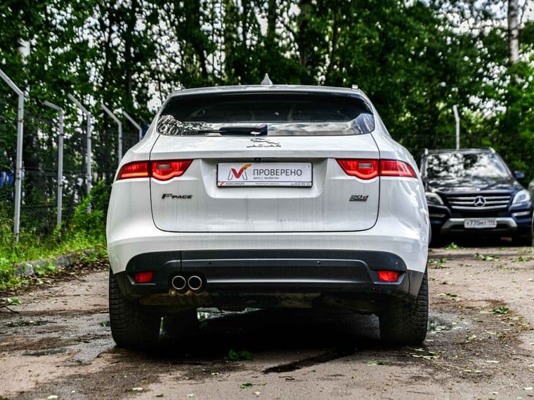 Jaguar F-Pace, 2017 - вид 3