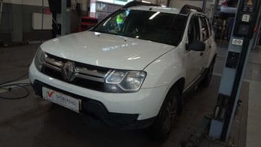 Renault Duster 2018 года, 212 000 км - вид 1