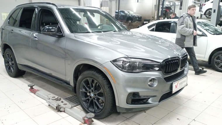 BMW X5, 2017 - вид 1