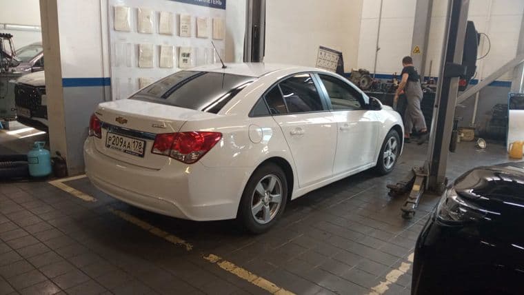 Chevrolet Cruze, 2014 - вид 1