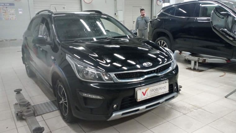 KIA Rio X-Line 2020 года, 106 584 км - вид 1