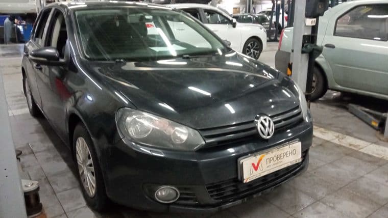 Volkswagen Golf 2012 года, 159 601 км - вид 2