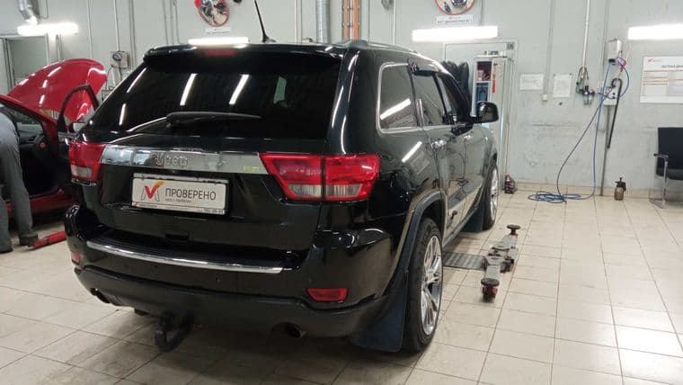 Jeep Grand Cherokee, 2011 - вид 2