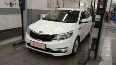KIA Rio 2015 года, 110 465 км - вид 1