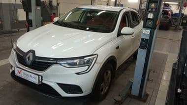 Renault Arkana 2020 года, 105 027 км - вид 1