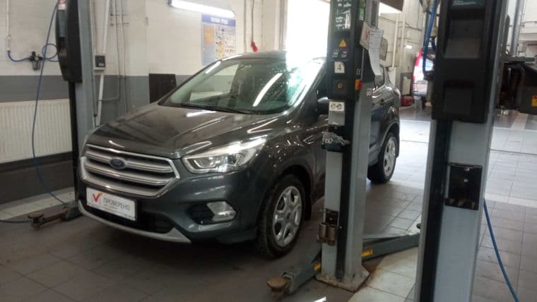 Ford Kuga, 2018