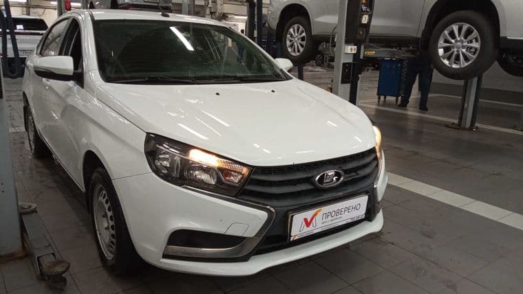 ВАЗ (LADA) Vesta 2018 года, 72 495 км - вид 2