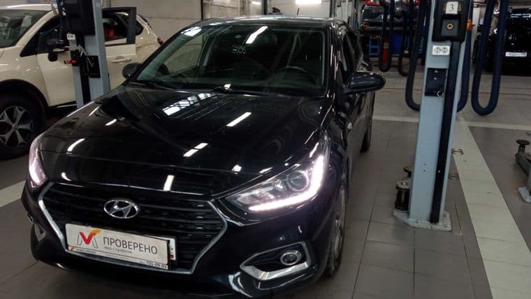 Hyundai Solaris 2018 года, 88 000 км - вид 1