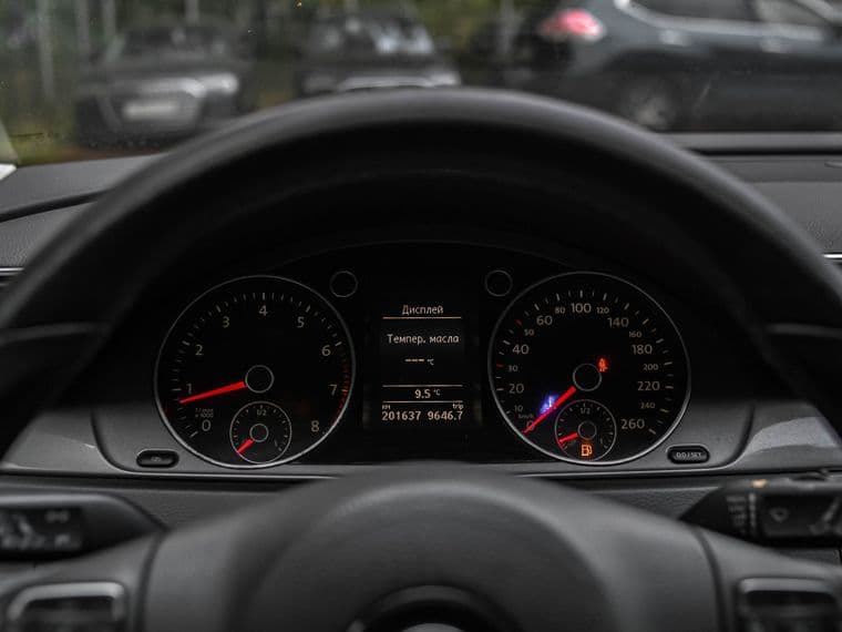 Volkswagen Passat, 2011 - вид 4